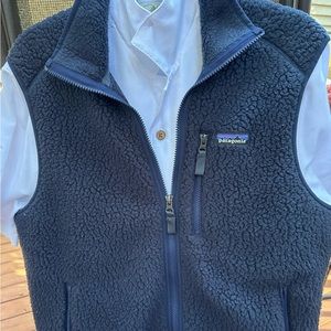 Patagonia Men’s NAVY Fleece Vest.  Medium. Full Zip.